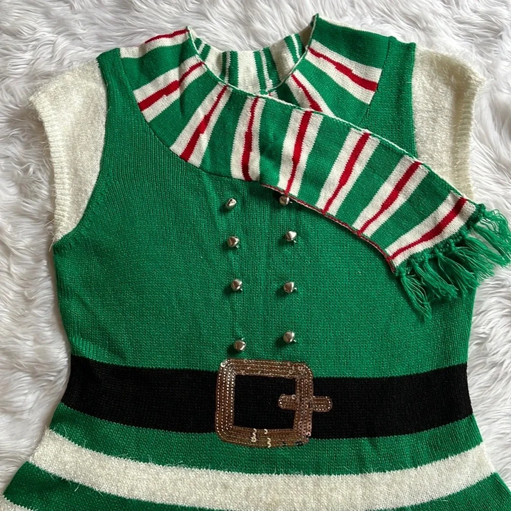 Christmas Dress - Picture 3 of 14